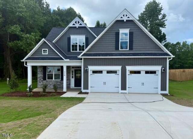 Property at 318 Abingdon Farms Dr, Selma, NC 27576, 3 beds, 2.5 baths