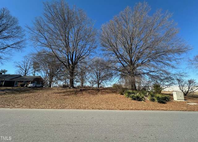 Property at 110 Hedgemore Dr, Kernersville, NC 27284
