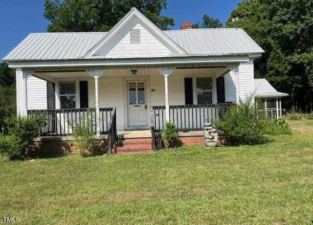 Property at 462 Ashland Dr, Goldston, NC 27252, 2 beds, 1 bath