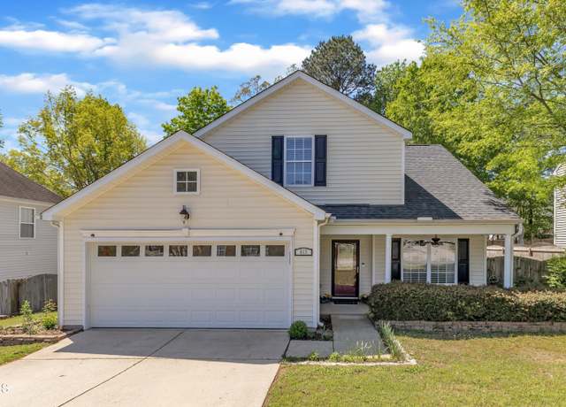 Property at 613 Holly Thorn, Holly Springs, NC 27540, 3 beds, 2.5 baths