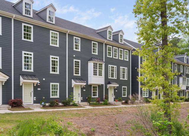 Property at 139 Callowhill Ln, Durham, NC 27713, 3 beds, 2.5 baths