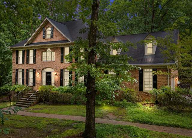 Property at 220 Dalton Dr, Raleigh, NC 27615, 3 beds, 2.5 baths