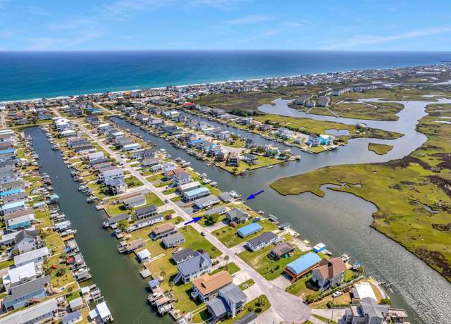 Property at 3065 Third St, Surf City, NC 28445, 3 beds, 2 baths