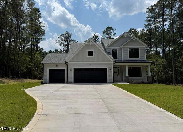 Property at 199 Pinecrest Dr, Carthage, NC 28327, 4 beds, 2.5 baths