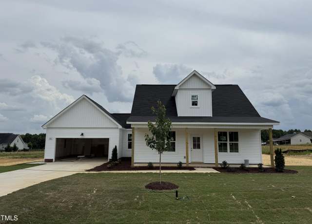 Property at 432 Springtooth Dr, Zebulon, NC 27597, 3 beds, 2.5 baths