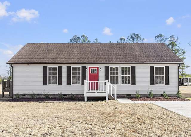 Property at 176 Clear Water Dr, Smithfield, NC 27577, 3 beds, 2 baths