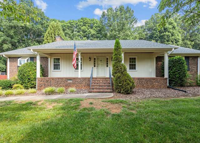 Property at 211 Forestview Dr, Elon, NC 27244, 3 beds, 2 baths