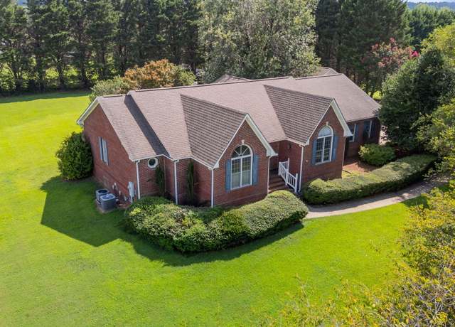 Property at 2856 Horsemans Ridge Dr, Clayton, NC 27520, 4 beds, 2.5 baths