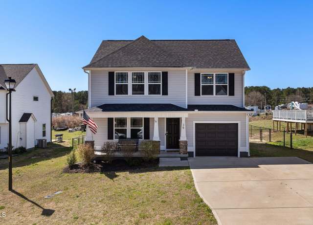 Property at 38 Winter Red Way, Benson, NC 27504, 3 beds, 2.5 baths