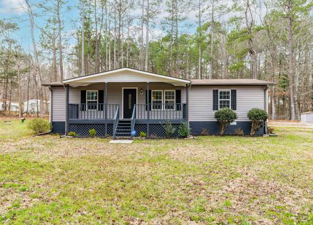 Property at 301 Oakwood Ct, Youngsville, NC 27596, 3 beds, 2 baths