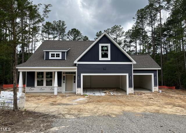 Property at 181 Pinecrest Dr, Carthage, NC 28327, 4 beds, 2.5 baths