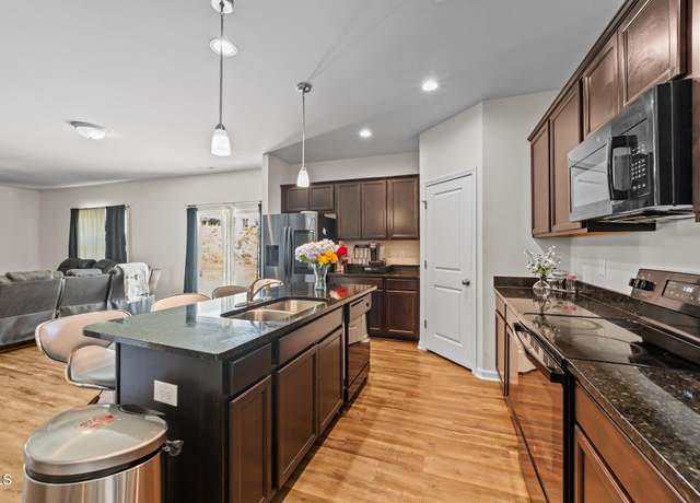 Property at 95 Shady Creek Trl, Garner, NC 27529, 4 beds, 2.5 baths