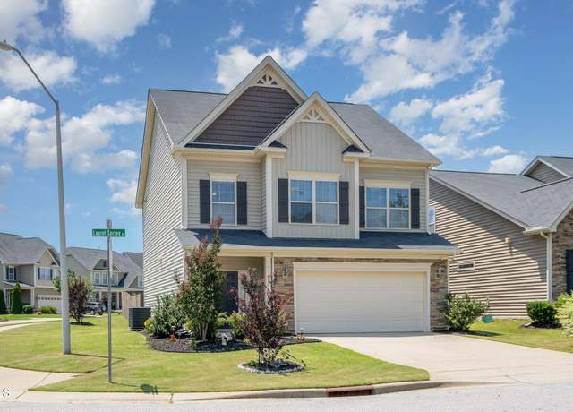 Property at 701 Laurel Spring Dr, Fuquay Varina, NC 27526, 4 beds, 2.5 baths