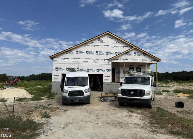 Property at 108 Tuskeegee Dr, Smithfield, NC 27577, 4 beds, 2 baths