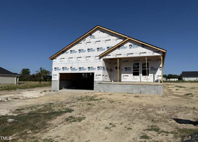 Property at 108 Tuskeegee Dr, Smithfield, NC 27577, 4 beds, 2 baths