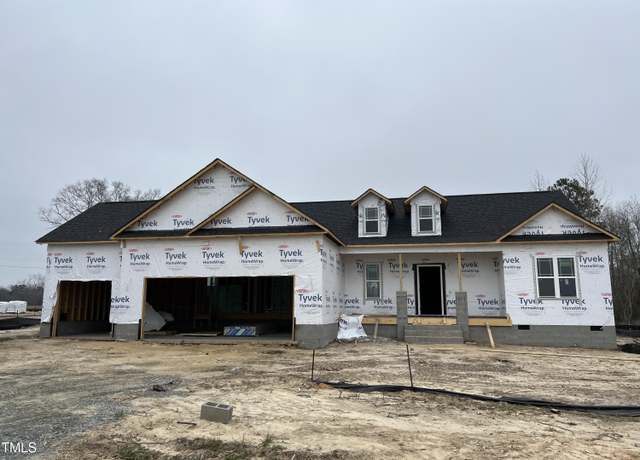 Property at 880 Olive Branch Dr, Smithfield, NC 27577, 3 beds, 2 baths