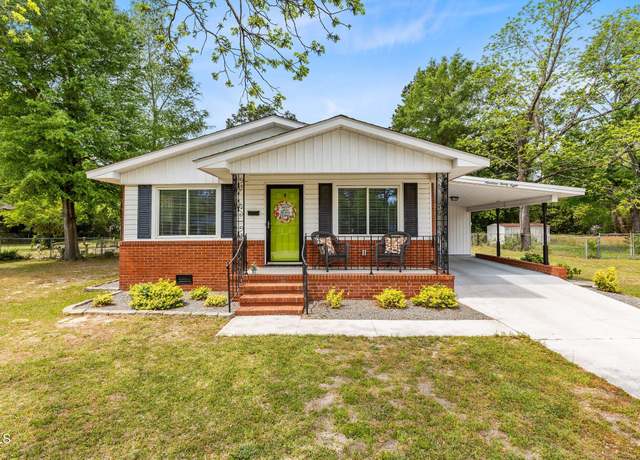 Property at 1938 Paladin St, Fayetteville, NC 28304, 3 beds, 2 baths