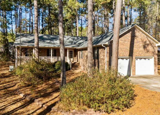 Property at 3064 Carolina Way, Sanford, NC 27332, 3 beds, 2 baths