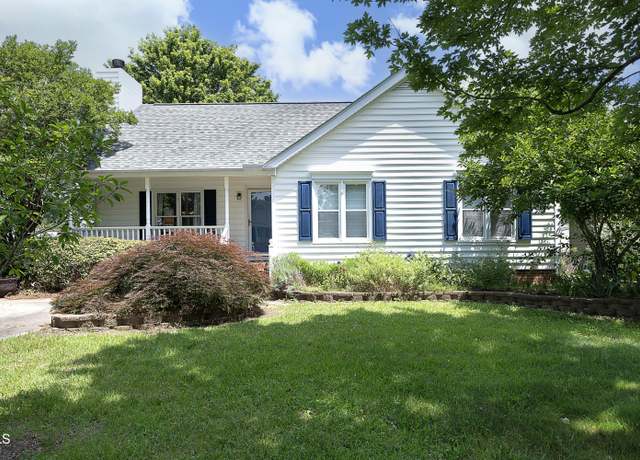 Property at 109 Perry Farms Dr, Apex, NC 27502, 3 beds, 2 baths