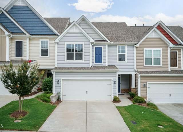 Property at 9 Moss Side Ter, Durham, NC 27703, 3 beds, 2.5 baths