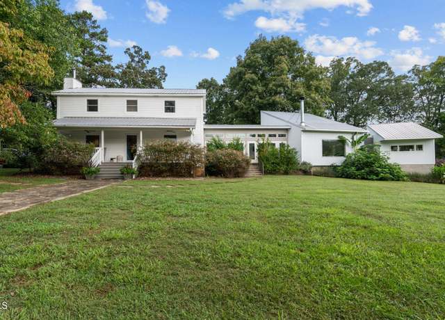 Property at 1021 Dimmocks Mill Rd, Hillsborough, NC 27278, 3 beds, 3 baths