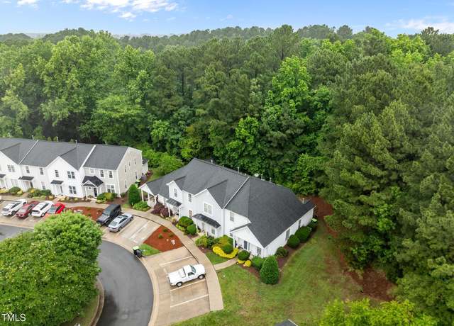Property at 3021 White Cloud Cir, Apex, NC 27502, 2 beds, 2.5 baths