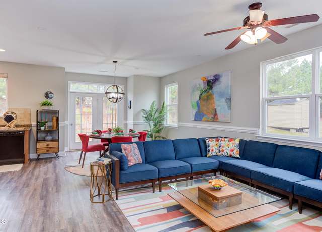 Property at 610 Chalcedony Ct, Durham, NC 27703, 2 beds, 2.5 baths