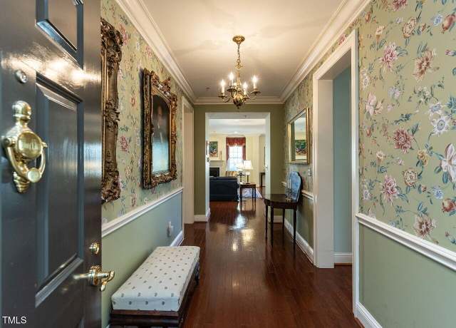 Property at 2813 Market Bridge Ln #204, Raleigh, NC 27608, 2 beds, 2.5 baths