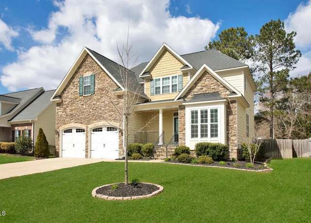 Property at 2724 Plum Ridge Rd, Fayetteville, NC 28306, 4 beds, 2.5 baths