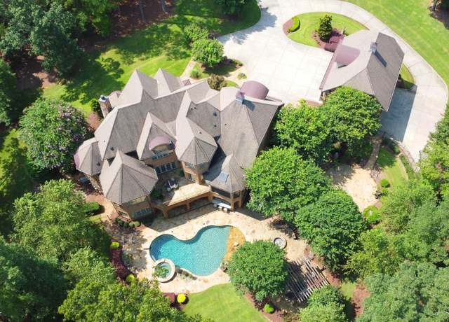 Property at 15508 Possum Track Rd, Raleigh, NC 27614, 5 beds, 8 baths