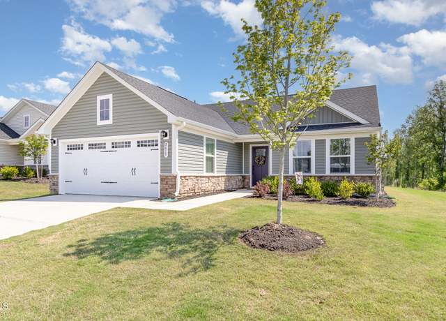 Property at 8615 Kenridge Ln, Fuquay Varina, NC 27526, 3 beds, 2 baths