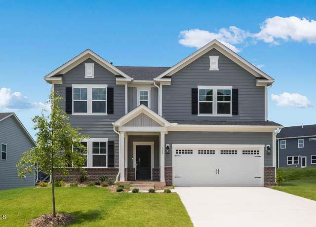 Property at 622 Contento Ct, Sanford, NC 27330, 3 beds, 2.5 baths