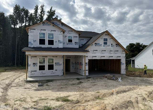 Property at 83 Tuskeegee Dr, Smithfield, NC 27577, 4 beds, 3 baths