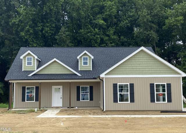 Property at 109 Chester Pl, Pikeville, NC 27863, 3 beds, 2 baths