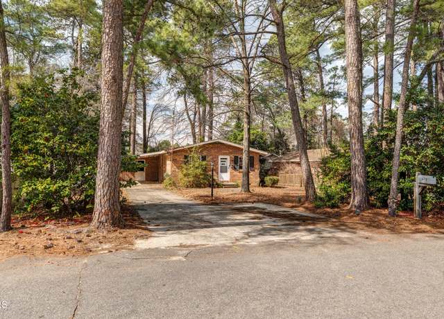 Property at 670 Kensington Rd, Southern Pines, NC 28387, 3 beds, 1 bath