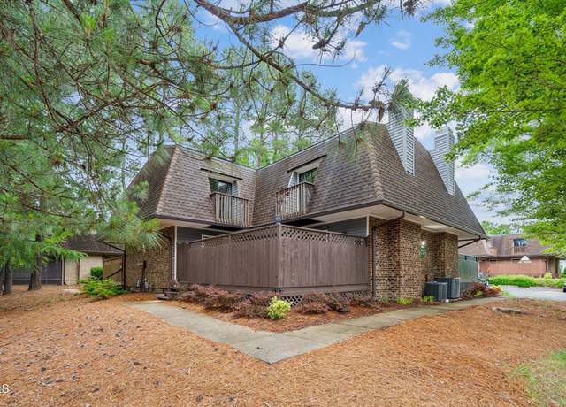 Property at 127 Finley Forest Dr, Chapel Hill, NC 27517, 2 beds, 2.5 baths