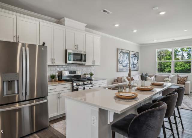 Property at 4007 Silver Oak Ln, Durham, NC 27703, 3 beds, 3.5 baths
