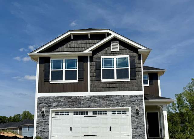 Property at 211 Drayton Hall Ln, Sanford, NC 27330, 3 beds, 2.5 baths