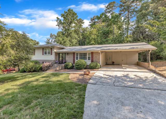 Property at 1920 Hillock Dr, Raleigh, NC 27612, 4 beds, 3 baths