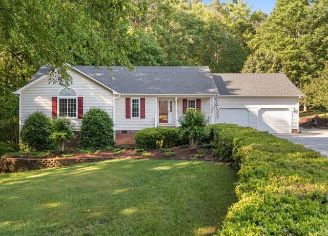Property at 205 Smiths Creek Dr, Clayton, NC 27520, 3 beds, 2 baths