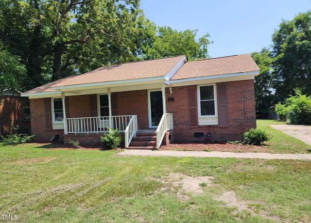 Property at 1007 Edmondson Ave, Tarboro, NC 27886, 5 beds, 2.5 baths
