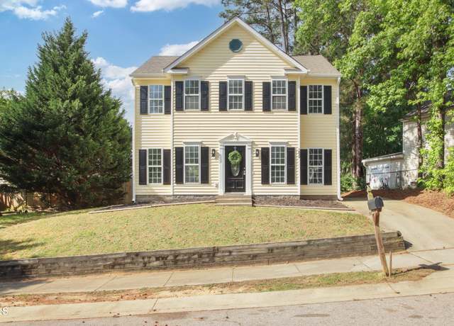 Property at 1832 Elkpark Dr, Raleigh, NC 27610, 3 beds, 2.5 baths