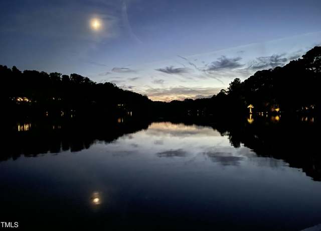 Property at 2140 N Lakeshore Dr, Chapel Hill, NC 27514, 6 beds, 6 baths