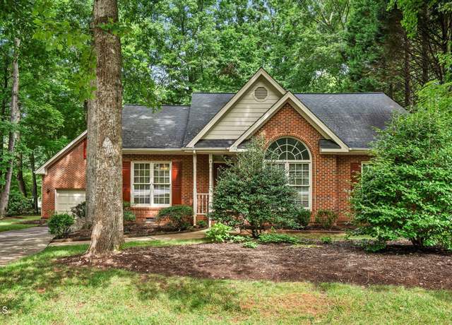 Property at 101 Turnberry Ln, Cary, NC 27511, 3 beds, 2 baths