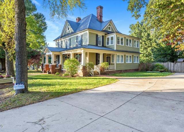 Property at 26 Oak St, Roxboro, NC 27573, 6 beds, 2.5 baths
