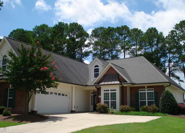 Property at 117 Crescent Dr, Dunn, NC 28334, 3 beds, 3 baths