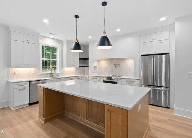 Property at 114 Crow Dr, Louisburg, NC 27549, 3 beds, 2.5 baths