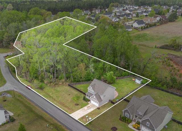 Property at 94 Avery Pond Dr, Fuquay Varina, NC 27526, 4 beds, 2.5 baths