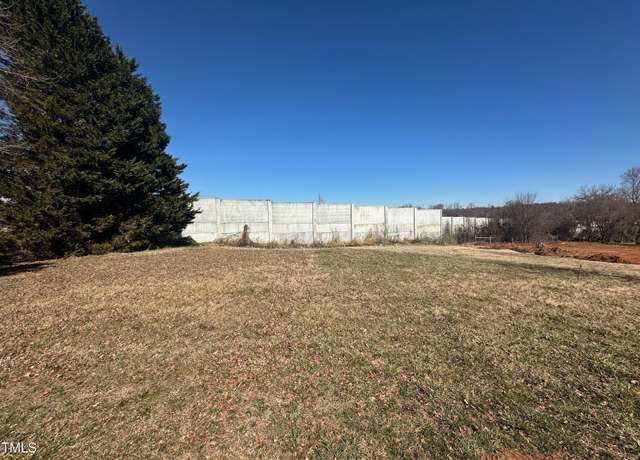 Property at 405 Montcrest Dr, Kernersville, NC 27284