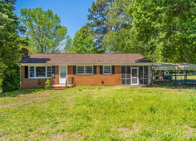 Property at 2500 Courtland Dr, Sanford, NC 27330, 3 beds, 1 bath